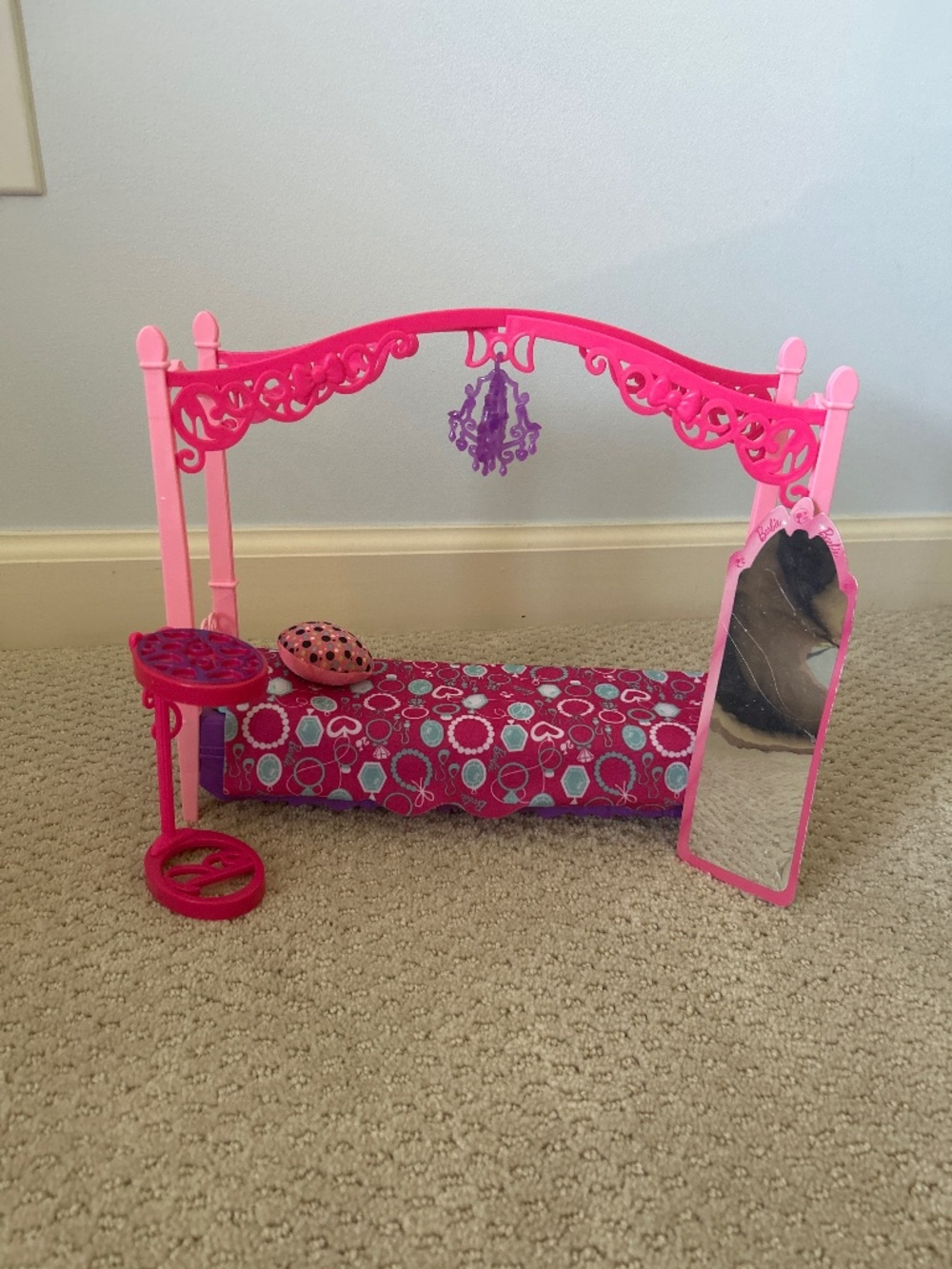 Barbie bedroom furniture set